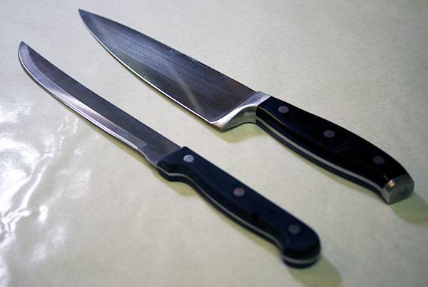 kitchen knives