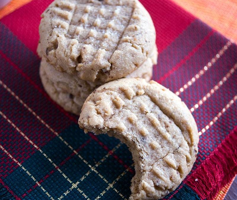 Chewy Chocolate Kissed Peanut Butter Cookies Recipe