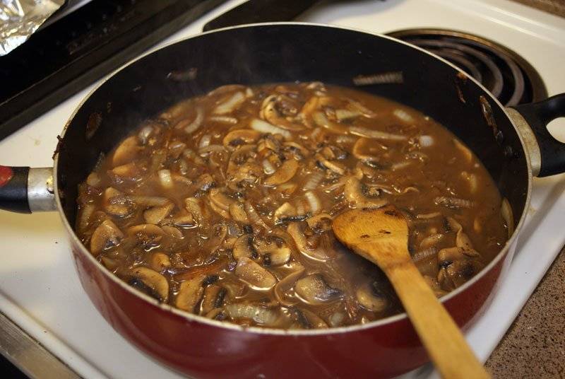 Yummy mushroom gravy