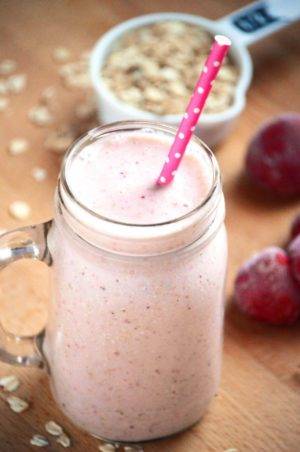 Strawberry Oatmeal Smoothies
