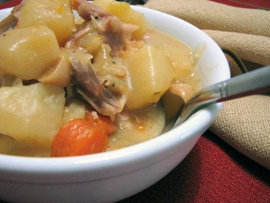 Leftover Turkey Stew - An awesome leftover turkey recipe