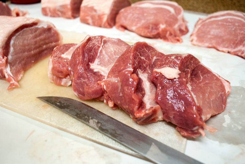 butcher-a-pork-loin-12-pork-ribeye-chops-from-a-whole-pork-loin