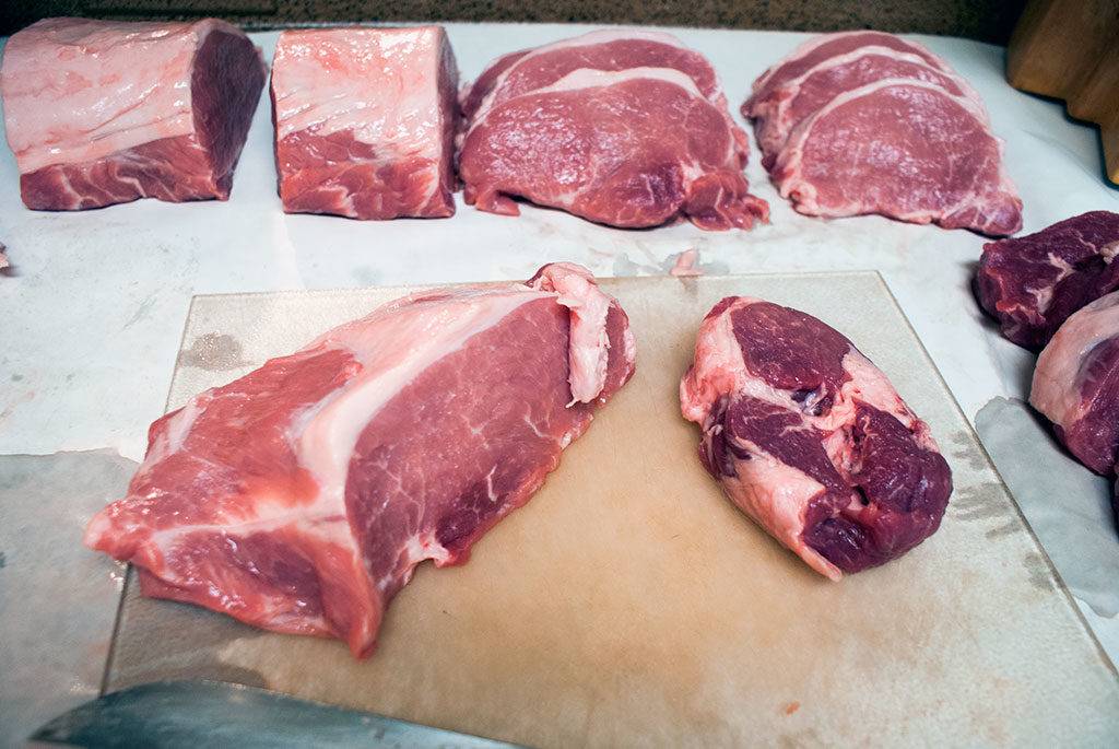 butcher-a-pork-loin-15-stew-or-kebab-meat-from-a-whole-pork-loin