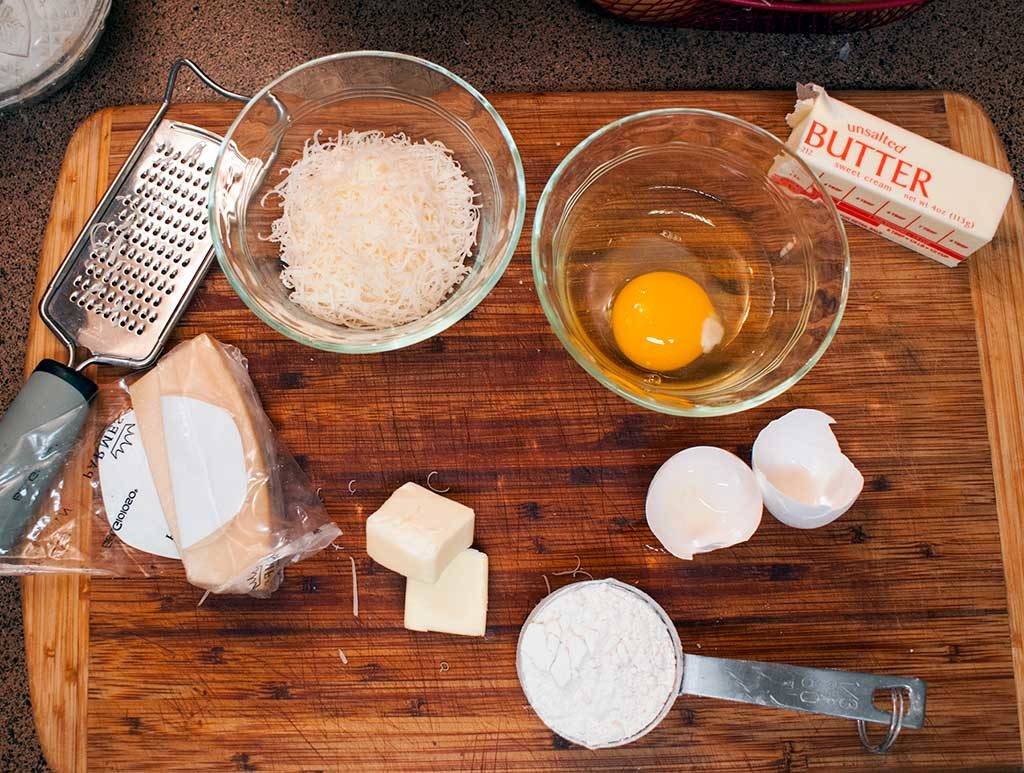 Ingredients for crispy Parmesan hash browns