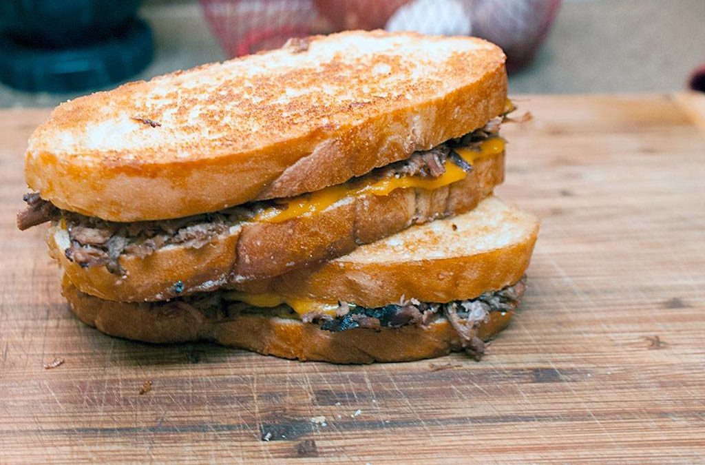 Roast Beef Melt Sandwich – A Beefy, Cheesy, Flavor Explosion