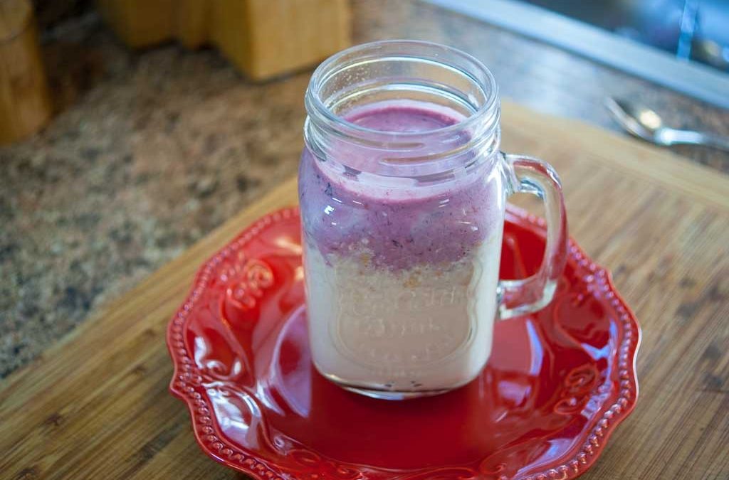 Berry Cheesecake Smoothies (Or: How to make a smoothie without a blender)