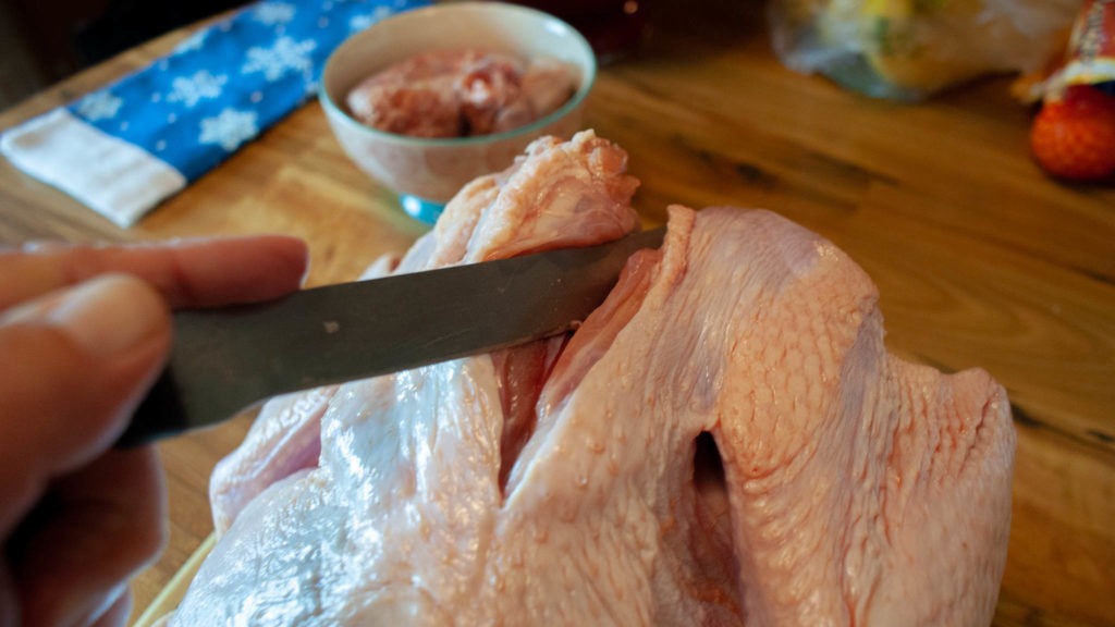Removing the backbone from a turkey