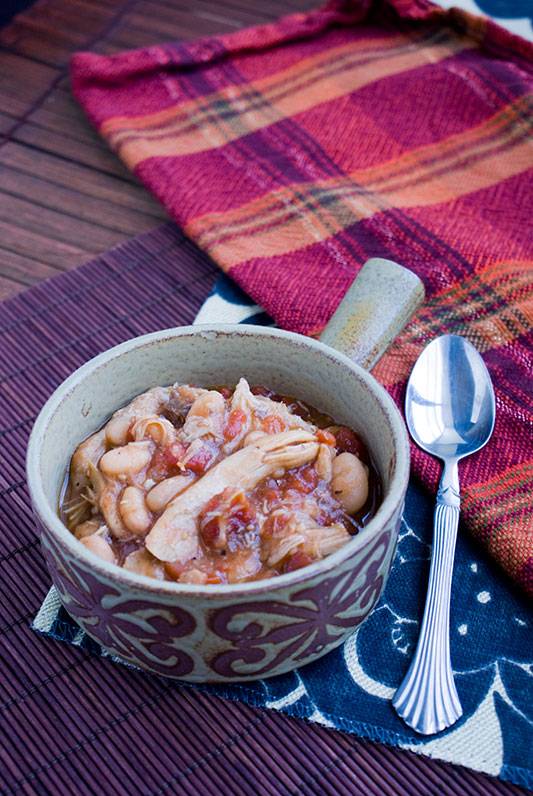 Slow Cooker Chicken and Bean Soup